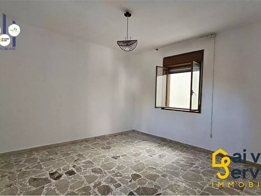 Immagine 9 di Quadrilocale in vendita  in Via Lombardi Radice a Siracusa