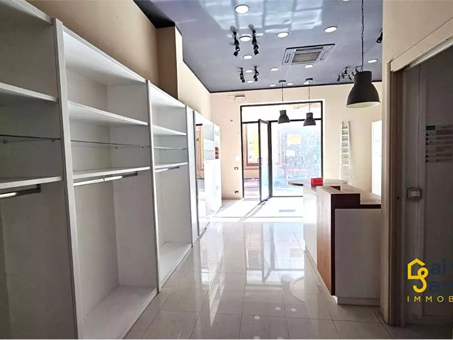 Immagine 7 di Negozio in affitto  in GELONE a Siracusa