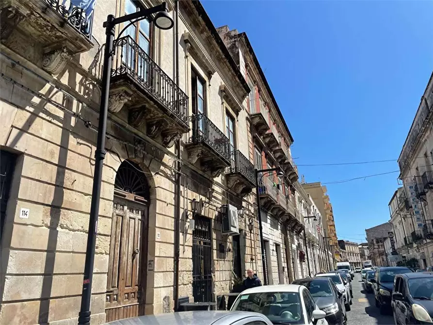 Immagine 2 di Trilocale in vendita  in VIA CRISPI a Siracusa