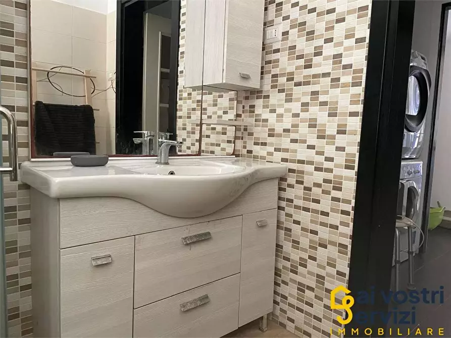 Immagine 15 di Trilocale in vendita  in VIA FILISTO a Siracusa