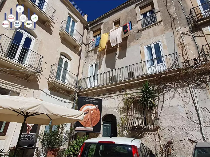 Immagine 3 di Appartamento in vendita  in Via Pompeo Picherali a Siracusa