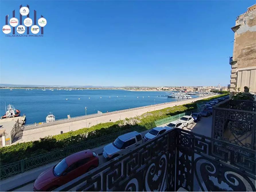 Immagine 7 di Appartamento in vendita  in Via Pompeo Picherali a Siracusa