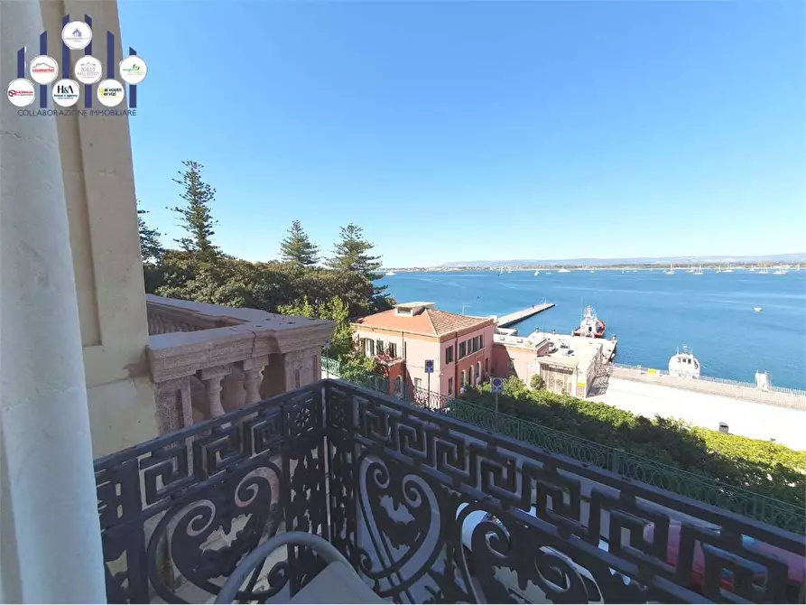 Immagine 1 di Appartamento in vendita  in Via Pompeo Picherali a Siracusa