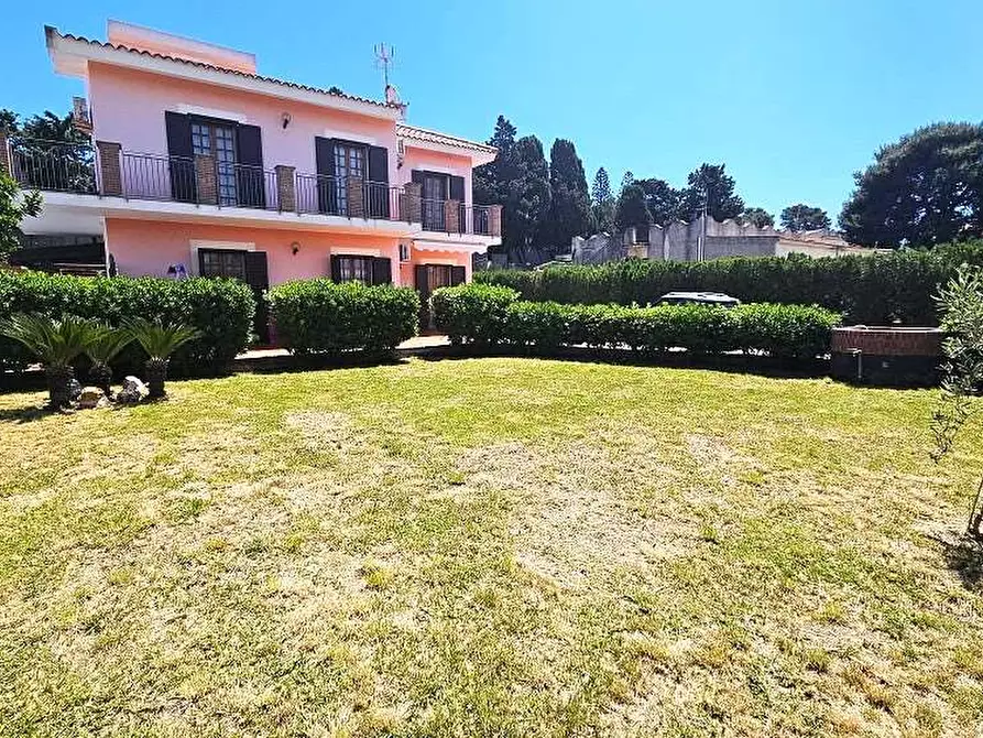 Immagine 2 di Villa in vendita  in Penisola Maddalena a Siracusa