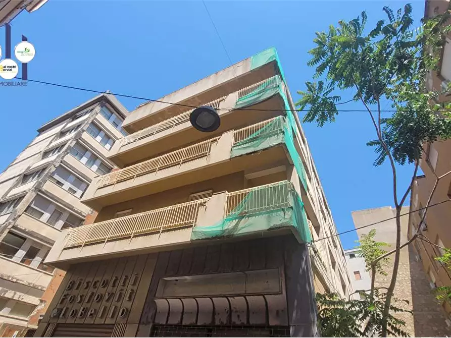 Immagine 12 di Stabile in vendita  in VIA ARISTOFANE a Siracusa