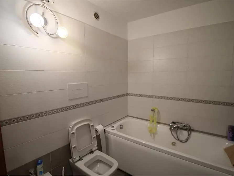 Immagine 9 di Appartamento in vendita  in VIA CORDOVA a Siracusa