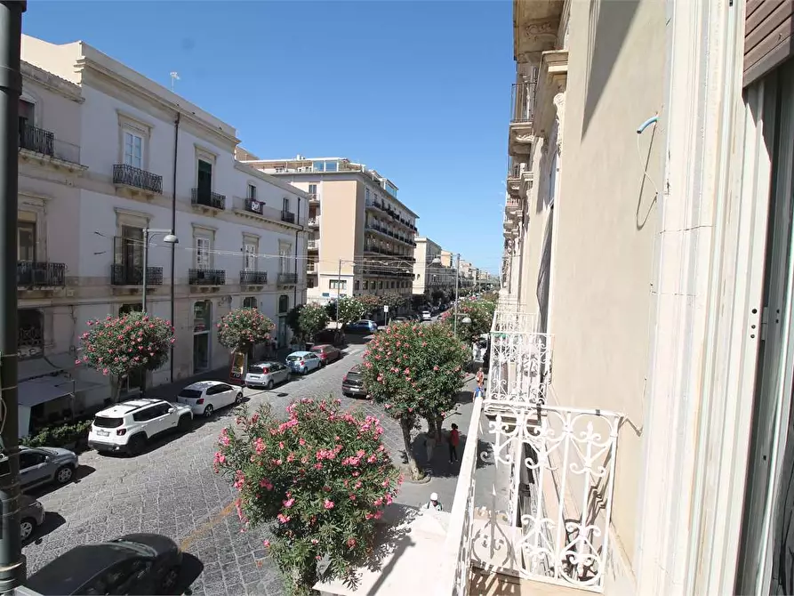 Immagine 14 di Appartamento in vendita  in VIA CORDOVA a Siracusa
