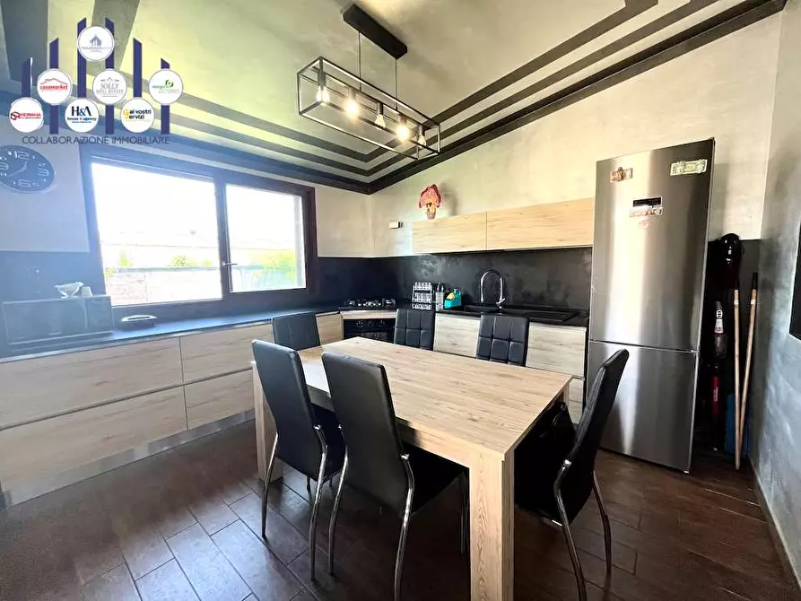 Immagine 8 di Villa in vendita  in Traversa Pozzo Nuovo a Siracusa