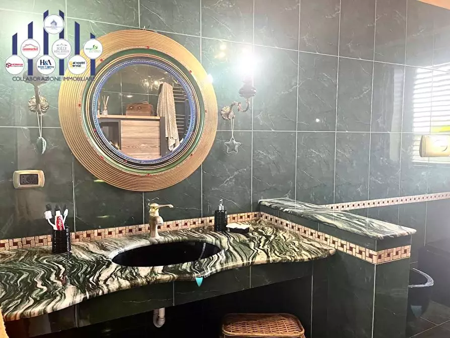 Immagine 19 di Villa in vendita  in Traversa Pozzo Nuovo a Siracusa