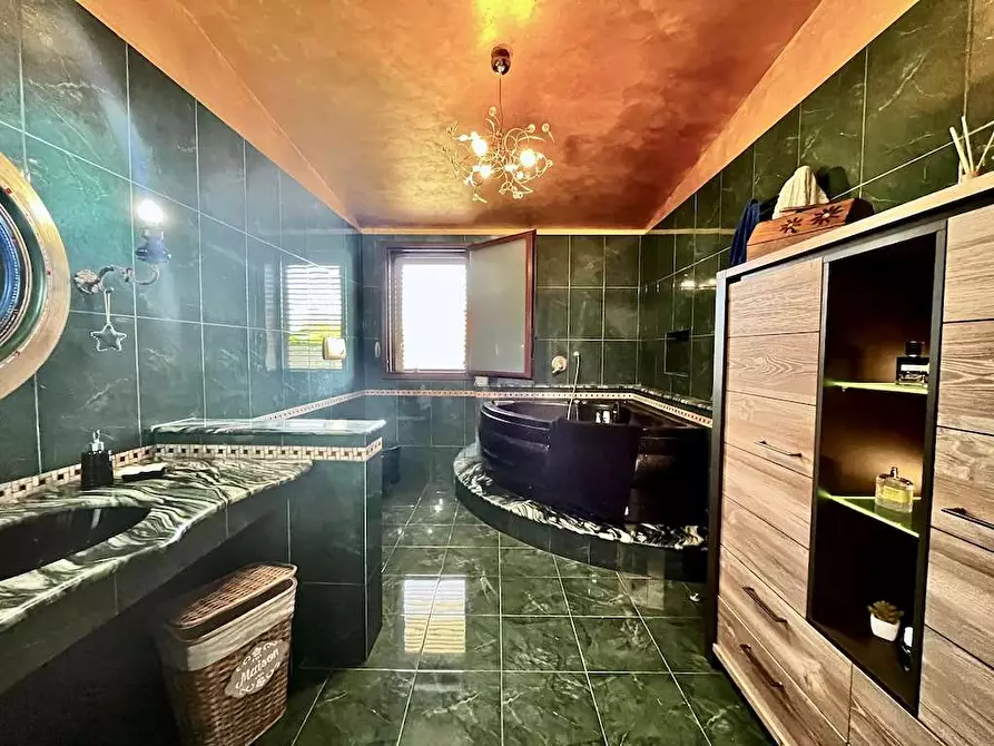 Immagine 20 di Villa in vendita  in Traversa Pozzo Nuovo a Siracusa