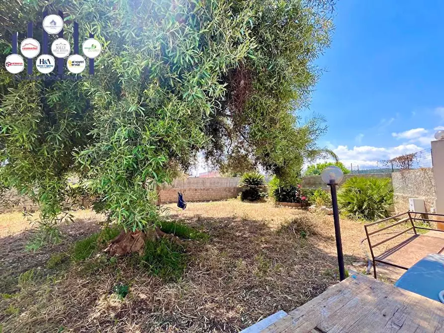 Immagine 24 di Villa in vendita  in Traversa Pozzo Nuovo a Siracusa