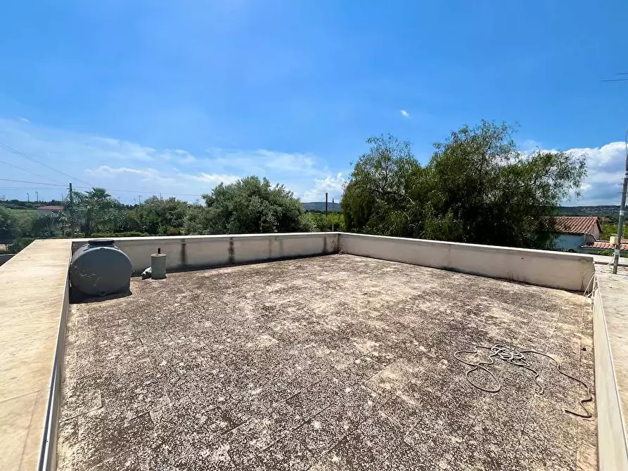 Immagine 28 di Villa in vendita  in Traversa Pozzo Nuovo a Siracusa