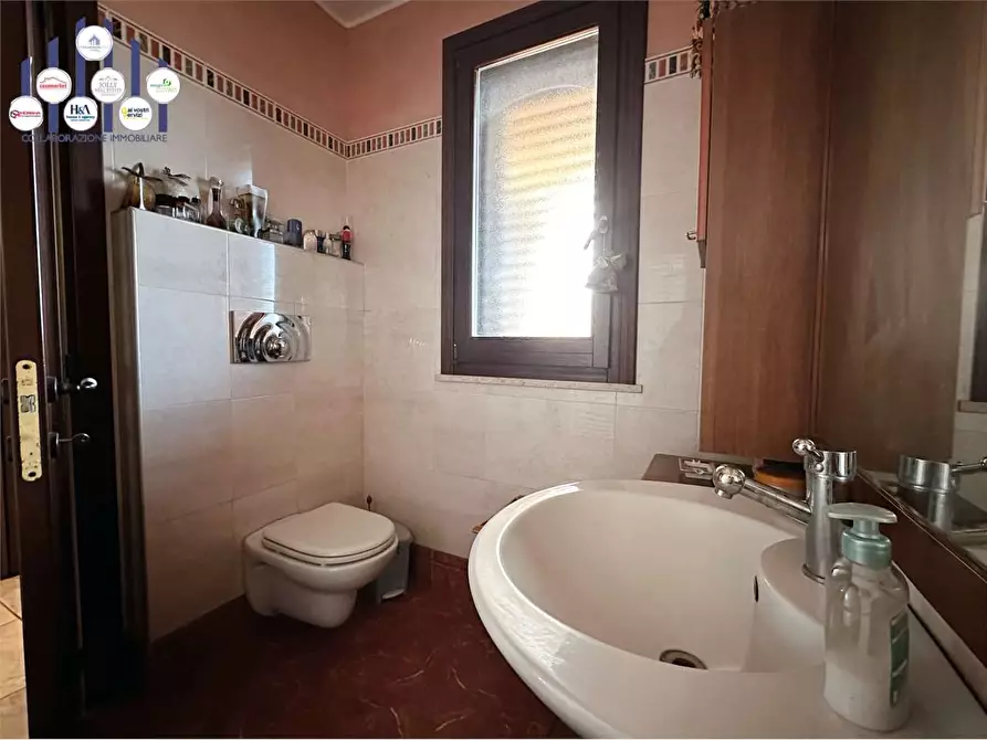 Immagine 8 di Villa in vendita  in VIA PIETRO FILLIOLEY a Siracusa