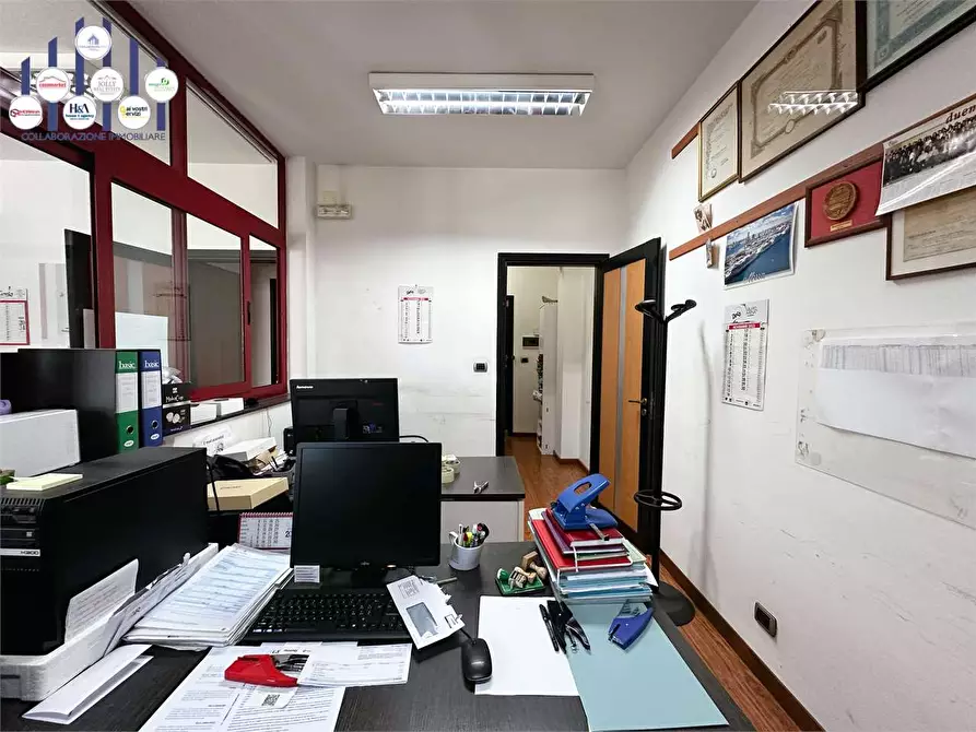 Immagine 4 di Ufficio in vendita  in VIALE TERACATI a Siracusa