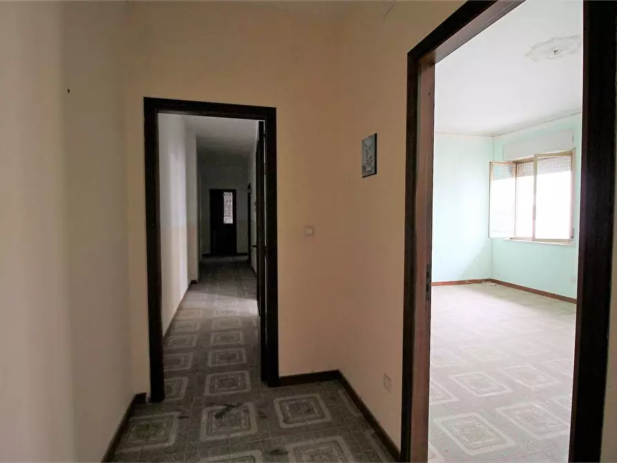 Immagine 2 di Appartamento in vendita  in VIALE SANTA PANAGIA a Siracusa
