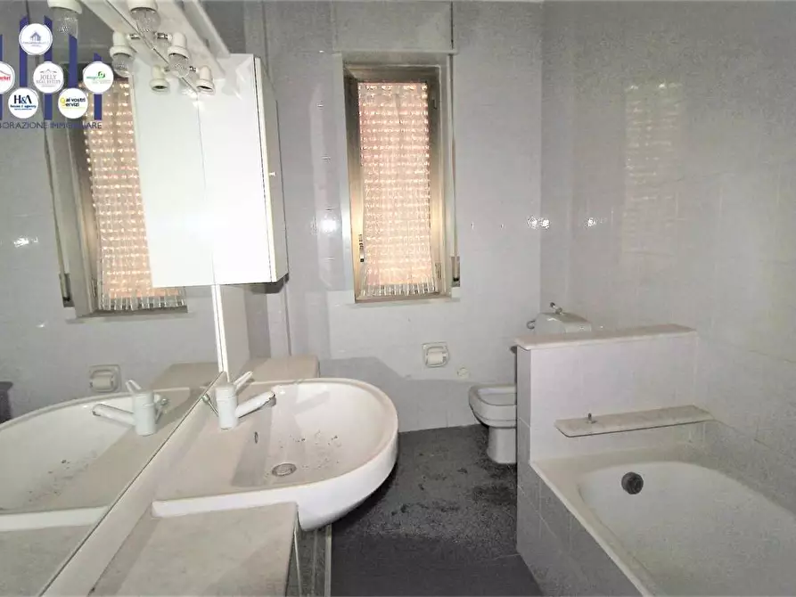 Immagine 8 di Appartamento in vendita  in VIALE SANTA PANAGIA a Siracusa