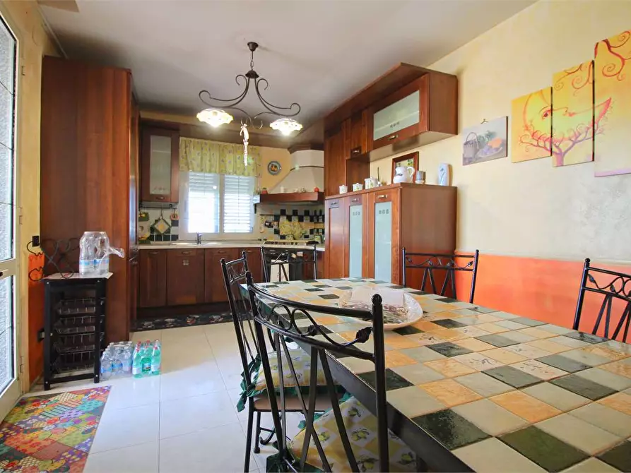 Immagine 7 di Villa in vendita  in VIALE GARRONE a Melilli