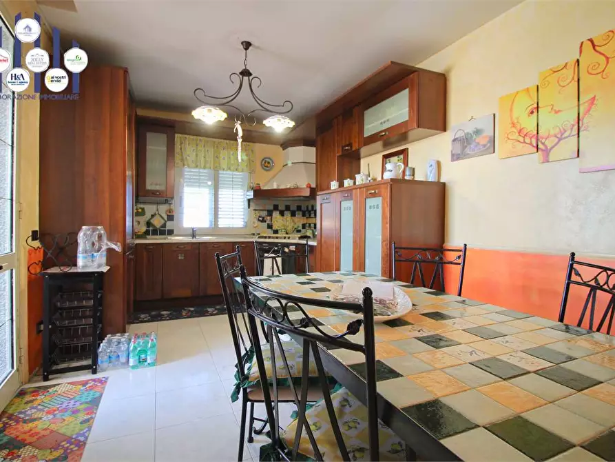 Immagine 7 di Villa in vendita  in VIALE GARRONE a Melilli