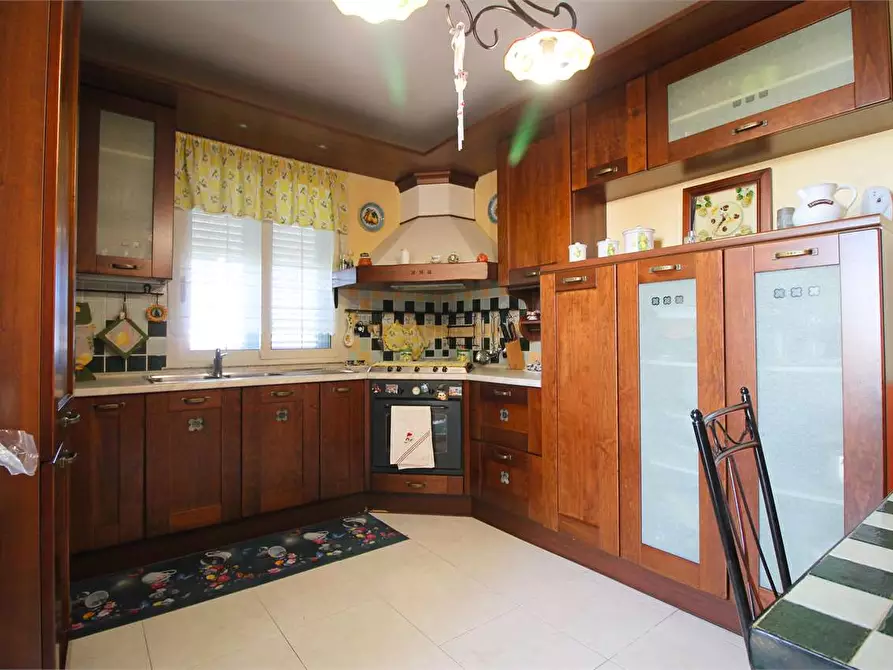 Immagine 8 di Villa in vendita  in VIALE GARRONE a Melilli