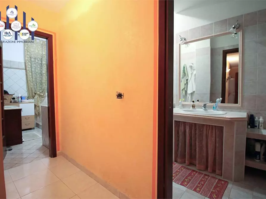 Immagine 11 di Villa in vendita  in VIALE GARRONE a Melilli