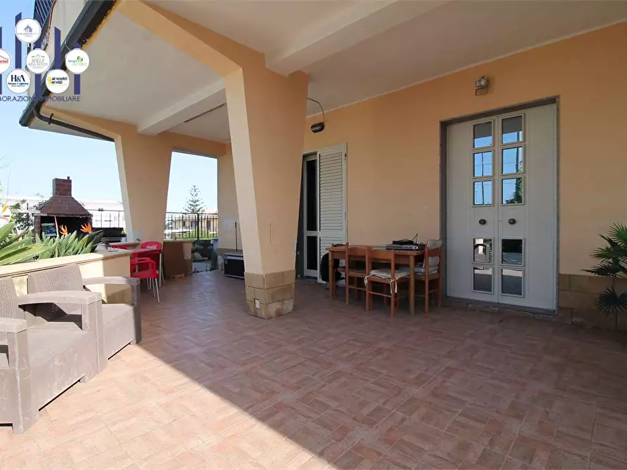 Immagine 28 di Villa in vendita  in VIALE GARRONE a Melilli