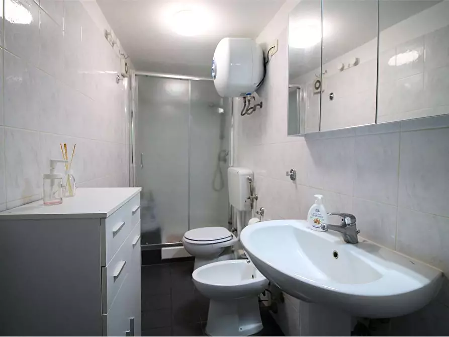 Immagine 7 di Appartamento in vendita  in PIAZZA SANTA LUCIA a Siracusa