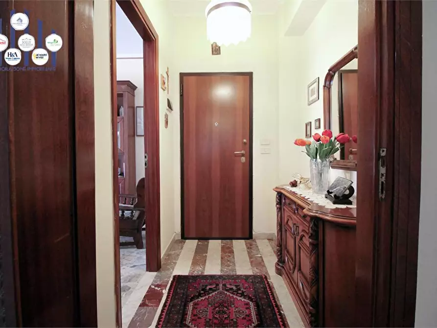 Immagine 2 di Appartamento in vendita  in VIA SAN GIULIANO a Siracusa