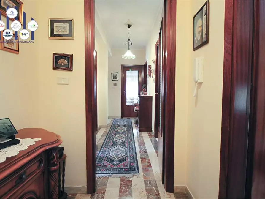 Immagine 3 di Appartamento in vendita  in VIA SAN GIULIANO a Siracusa