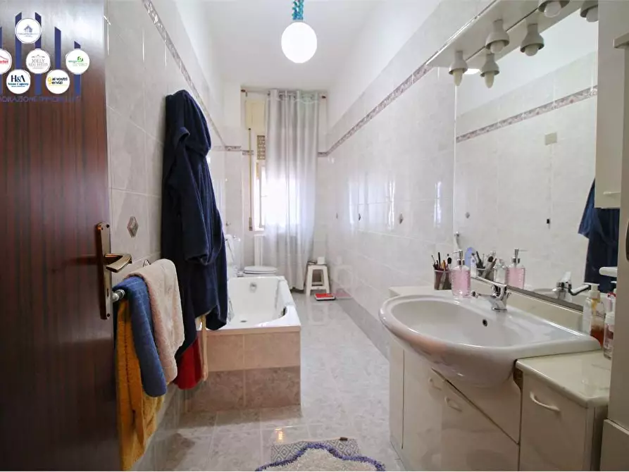 Immagine 15 di Appartamento in vendita  in VIA SAN GIULIANO a Siracusa