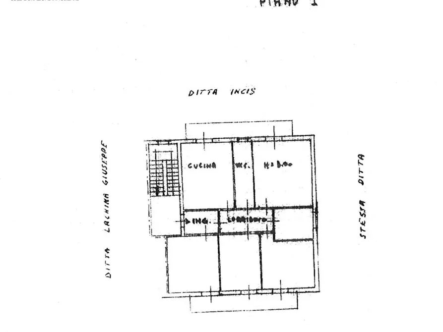 Immagine 21 di Appartamento in vendita  in VIA SAN GIULIANO a Siracusa