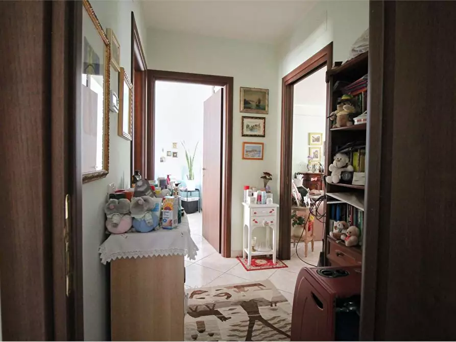 Immagine 15 di Appartamento in vendita  in VIA NINO MARTOGLIO a Floridia