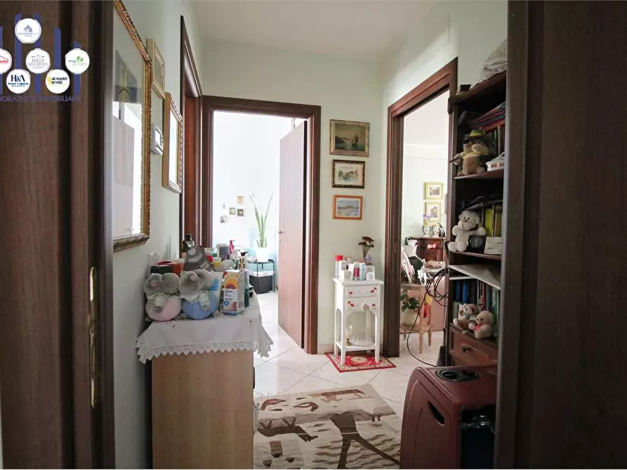 Immagine 15 di Appartamento in vendita  in VIA NINO MARTOGLIO a Floridia