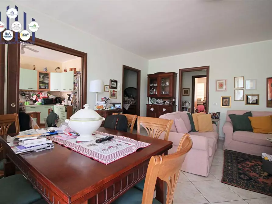 Immagine 1 di Appartamento in vendita  in VIA NINO MARTOGLIO a Floridia