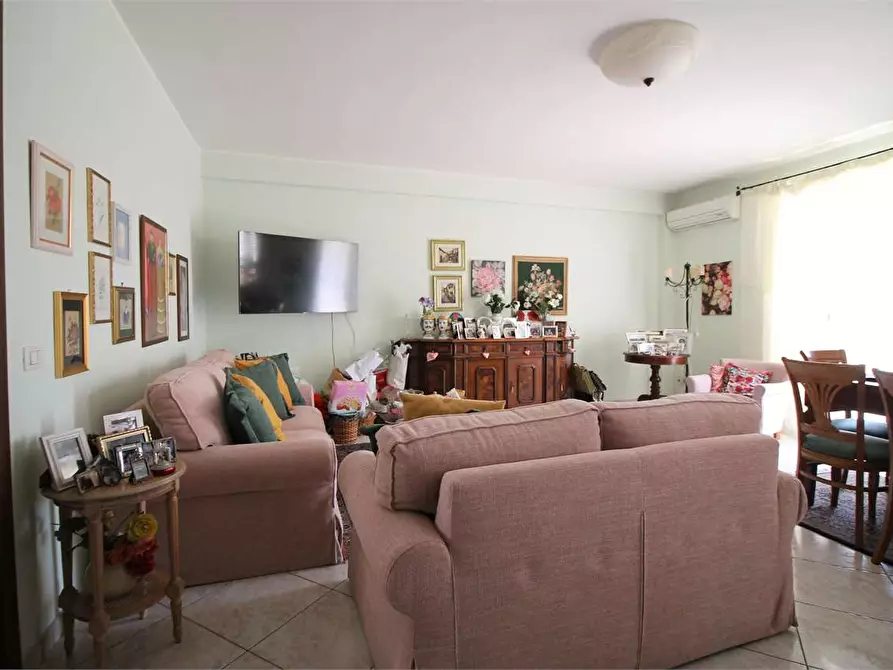 Immagine 19 di Appartamento in vendita  in VIA NINO MARTOGLIO a Floridia