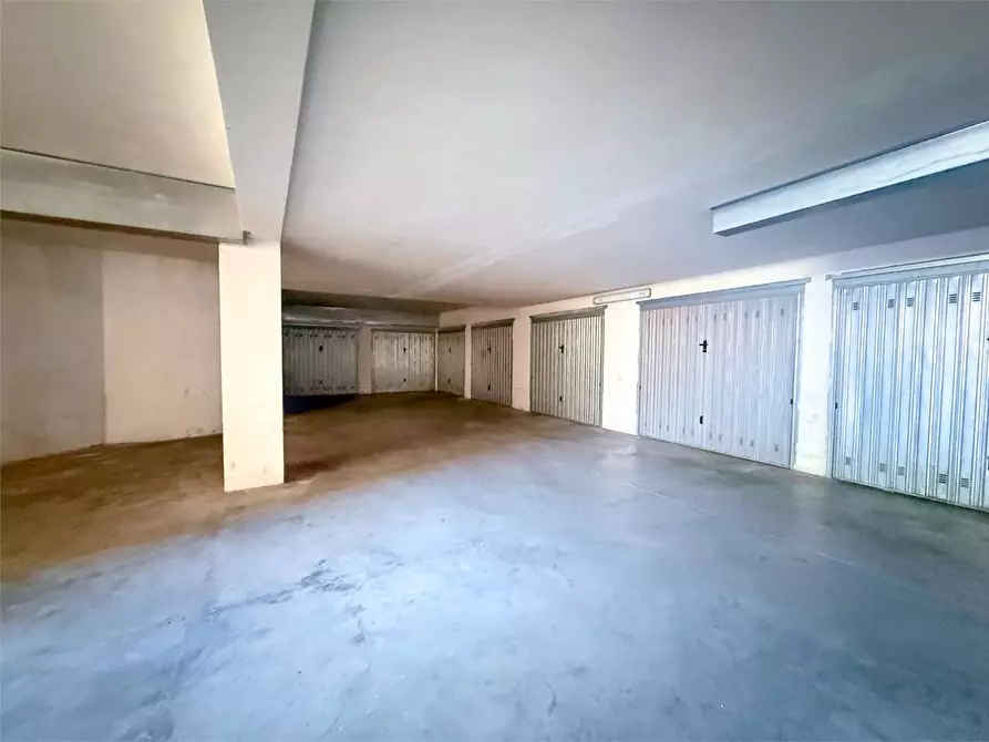 Immagine 22 di Appartamento in vendita  in VIA NINO MARTOGLIO a Floridia