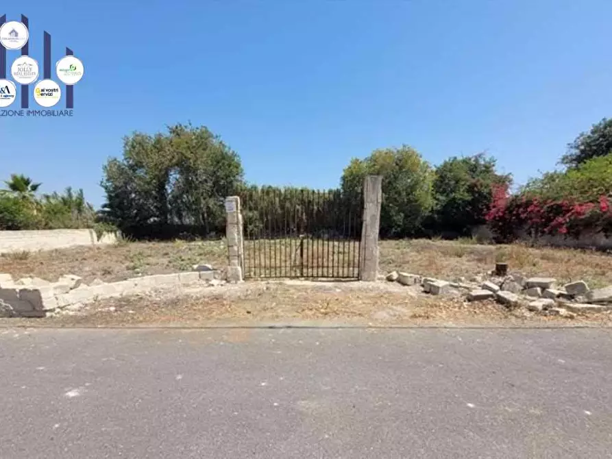 Immagine 1 di Terreno edificabile in vendita  in VIA GIULIO VERNE a Siracusa