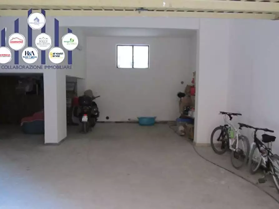 Immagine 2 di Garage in vendita  in VIA BARI a Siracusa