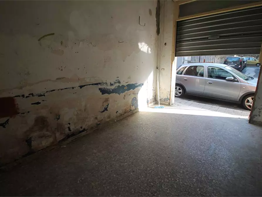 Immagine 10 di Negozio in vendita  in VIA IGNAZIO MARABITTI a Siracusa