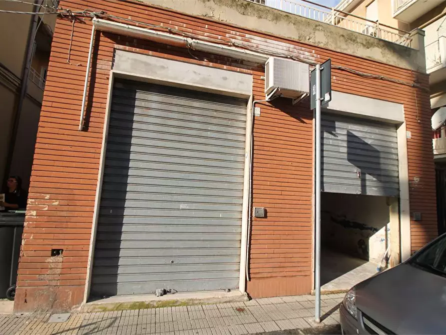 Immagine 1 di Negozio in vendita  in VIA IGNAZIO MARABITTI a Siracusa