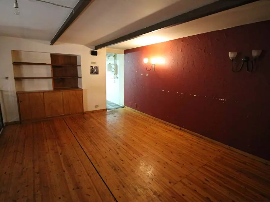 Immagine 9 di Negozio in vendita  in VIA MACELLO a Palazzolo Acreide