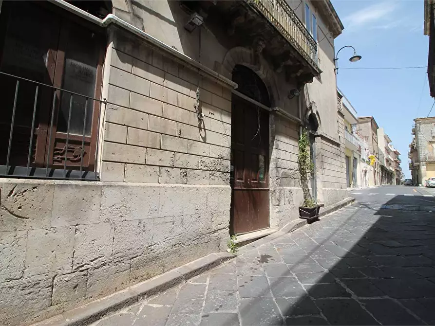 Immagine 21 di Negozio in vendita  in VIA MACELLO a Palazzolo Acreide