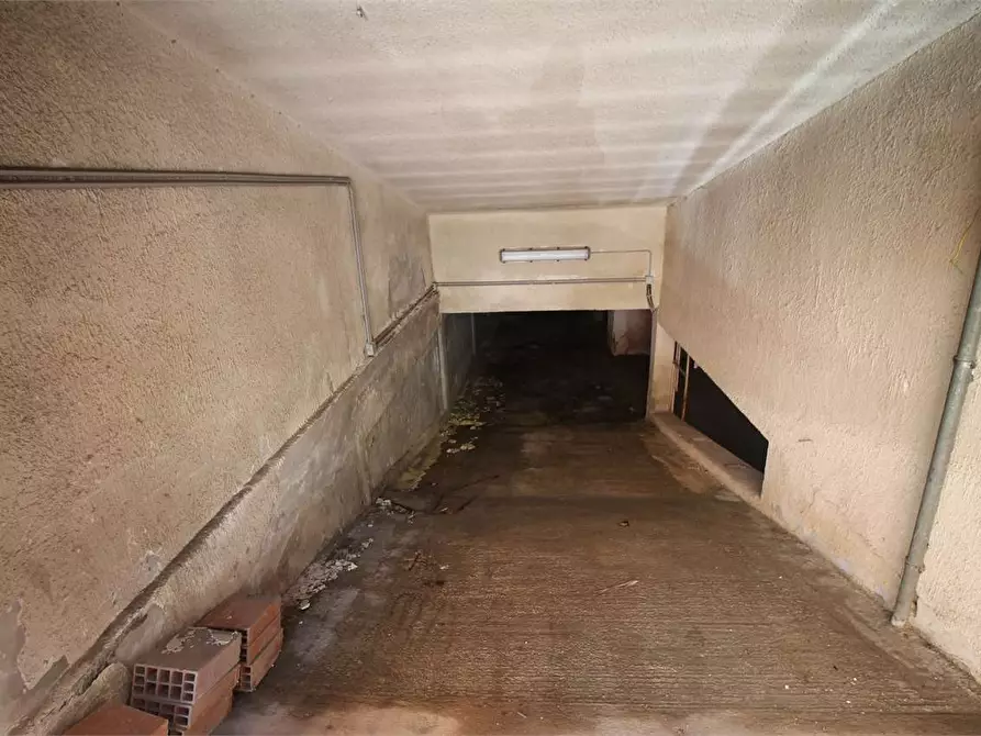 Immagine 1 di Garage in vendita  in RONCO I VIA TISIA a Siracusa