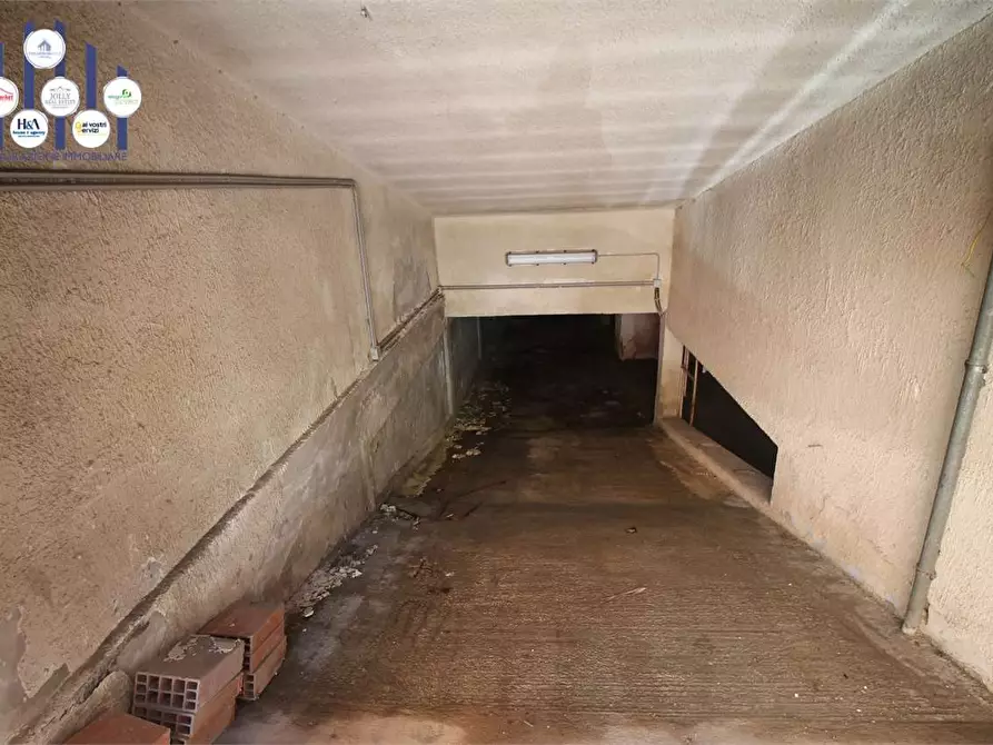 Immagine 1 di Garage in vendita  in RONCO I VIA TISIA a Siracusa