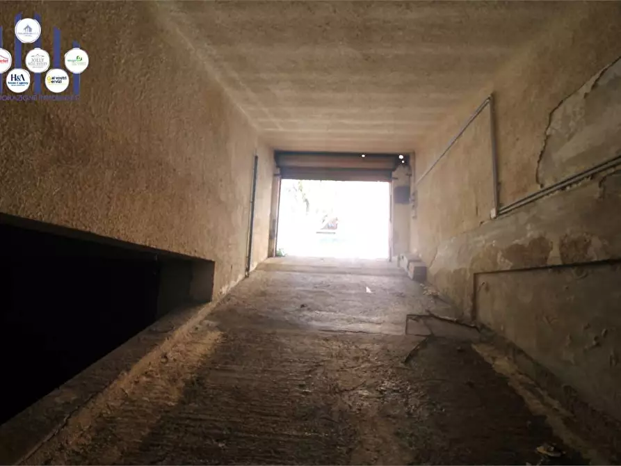 Immagine 3 di Garage in vendita  in RONCO I VIA TISIA a Siracusa
