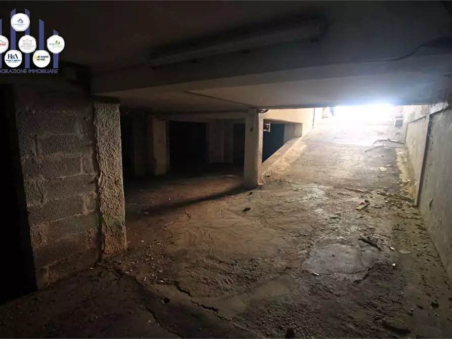 Immagine 5 di Garage in vendita  in RONCO I VIA TISIA a Siracusa