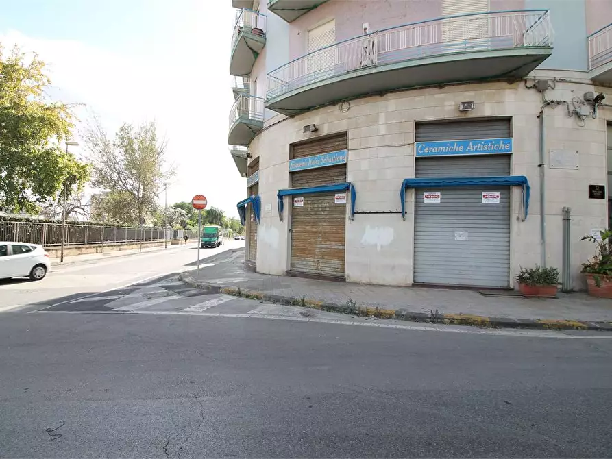 Immagine 3 di Negozio in vendita  a Siracusa