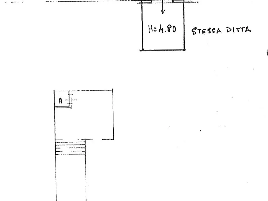 Immagine 9 di Garage in vendita  in VIA MISTERBIANCO a Siracusa