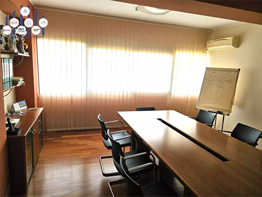 Immagine 8 di Ufficio in vendita  in CONTRADA TARGIA a Siracusa