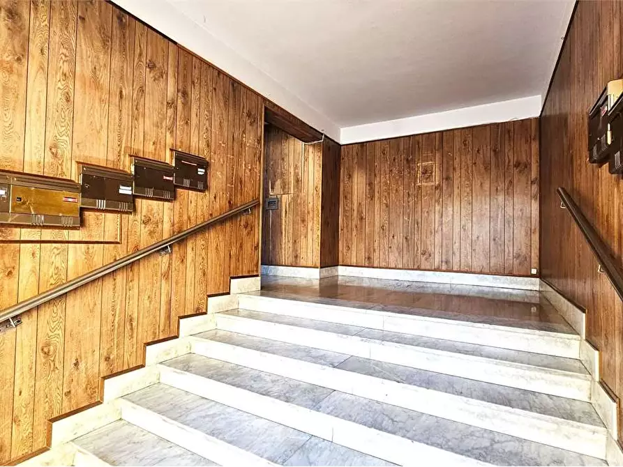 Immagine 12 di Quadrilocale in vendita  in VIA MONTEFORTE  42 a Siracusa