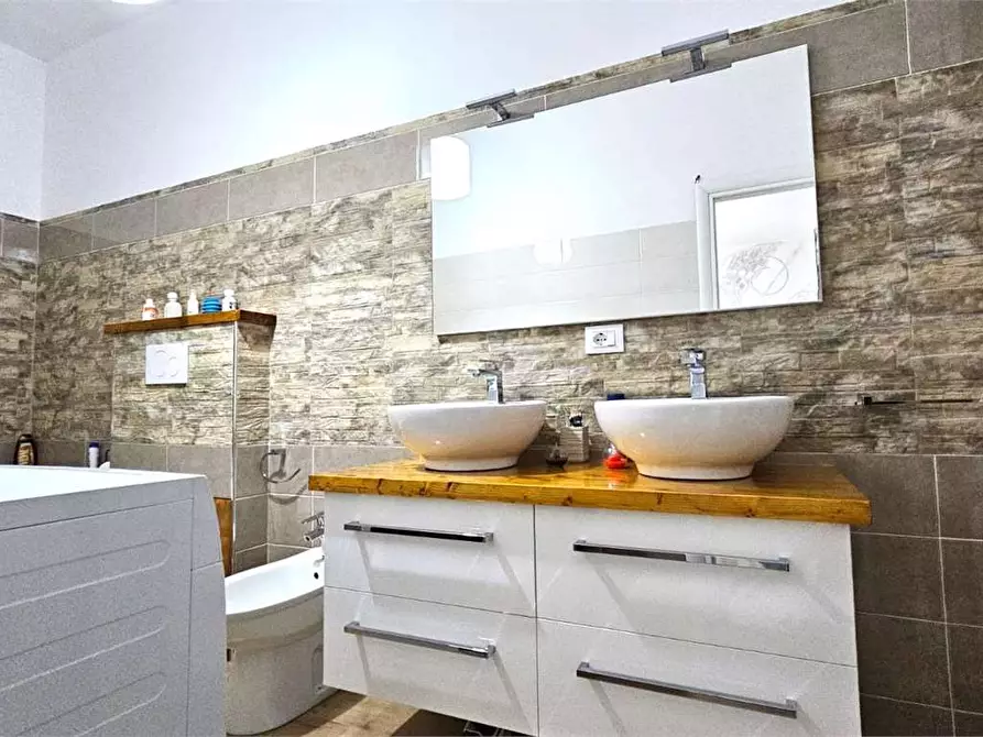 Immagine 7 di Quadrilocale in vendita  in PRESSI S. DI MARIA a Siracusa